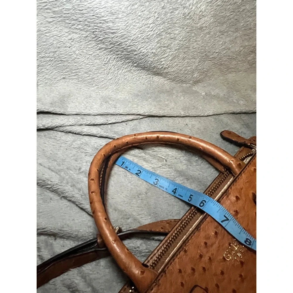 Guess 1981 faux Ostrich Embossed Satchel Crossbody Purse Brown Handle Handbag